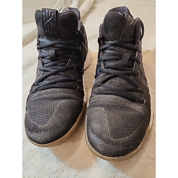 Nike Zoom Kyrie 3 III Black Mens Running Shoes‎ Sneakers 852395-009 Size 9.5 main image 12
